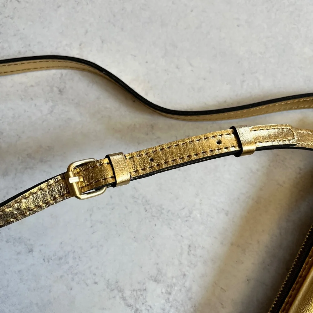 Patricia Nash Chiavella Phone Crossbody Leather Bag in Greek Gold RFID Security - Picture 9 of 12